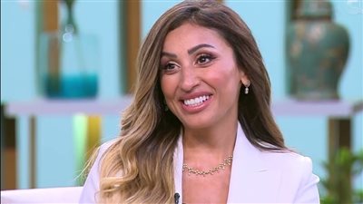 تحديات حياتية يجب مواجهتها و حلها في مسلسل كامل العدد ++ لدينا الشربيني