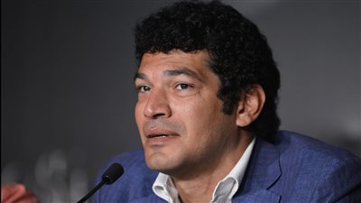 وفاة والدة الفنان باسم سمرة و مساندة الفنانين له