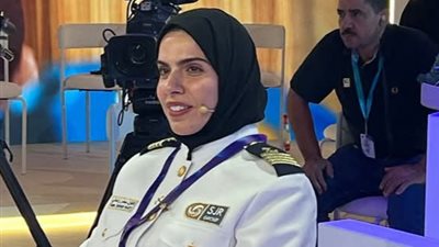سحر راستي أول قبطانة بحرية إماراتية