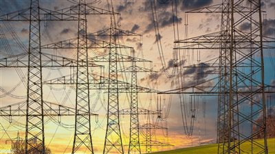 شراكة إماراتية هندية سريلانكية لتحويل ترينكومالي إلى مركز إقليمي للطاقة