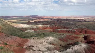 الزجاج الذائب في صحراء أريزونا هل سببه انفجار فضائي