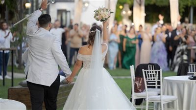 هانتر فييري وخطيبته يتشاجران أثناء التخطيط لحفل الزفاف والمعجبون يتفاعلون  