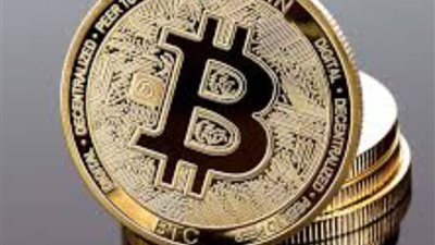 هل تحتفظ بنقودك ذهبًا أم بيتكوين ؟