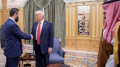 التعاون النفطي والأمني: تفاصيل لقاء ترامب والشرع في الرياض