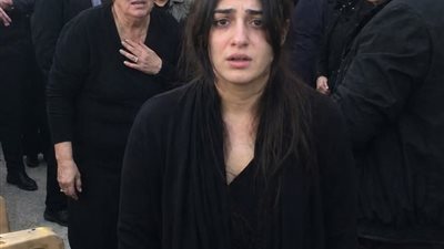 من أول لحظة 