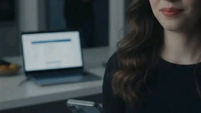 أختي أضافتني بالخطأ إلى مجموعة واتساب اسمها “العائلة الحقيقية”