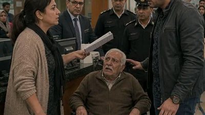 أخويا كان بياخد أبويا البنك