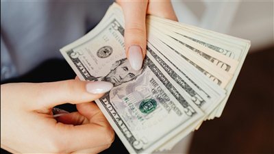 استقرار الدرهم الإماراتي أمام الدولار مدعومًا بمتانة السيولة ليوم 31 مايو 2026