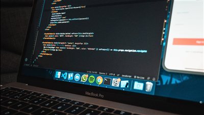 تحذيرات متزايدة من كبرى شركات الذكاء الاصطناعي بشأن تسارع التطور التقني بوتيرة تتجاوز قدرة الجهات التنظيمية على المواكبة