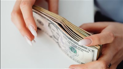 استقرار نسبي للجنيه المصري أمام الدولار ليوم 20 يونيو 2026 مع ترقب تحركات السوق المحلية 