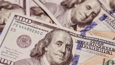 الجنيه المصري يحافظ على استقراره أمام الدولار دون مستوى 50 جنيهًا مع بداية تعاملات الأحد 9 أغسطس 2026