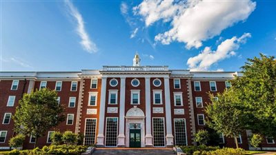 ستتنازل جامعة هارفارد عن ملكيتها لصورتين مؤثرتين لأب وابنته المستبعدين ما القصة 