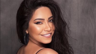 شيرين عبد الوهاب تحصل على مليونَي جنيه من روتانا بقرار محكمة