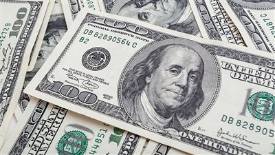 ارتفاع الدولار مقابل معظم العملات الرئيسية الأسباب والتداعيات
