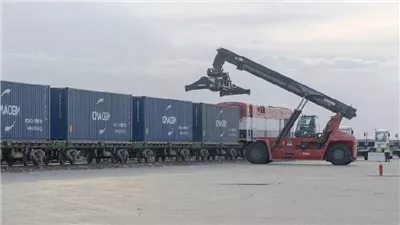مصر تبدأ تشغيل أول ميناء جاف يربط الصعيد بالبحر الأحمر
