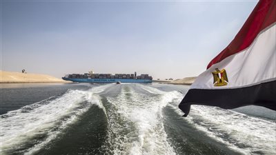 قناة السويس تستهدف استعادة إيراداتها كاملة بحلول منتصف 2025