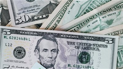 الدرهم الإماراتي يؤكد استقراره مقابل العملات الرئيسية مدعومًا بقوة الاقتصاد المحلي وسعر صرفه ليوم 24 يوليو 2025