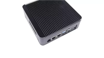 Jetson AGX Thor Developer Kit  هو أصغر وأقوى جهاز  ميني بي سي mini PC في سلسلة Jetson موجه أساسًا للمطورين في مجالات الذكاء الاصطناعي