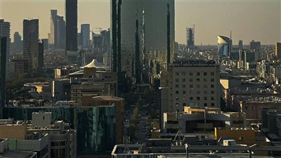 الرياض تحتلّ مرتبة ضمن أكثر المدن تلوثاً عالمياً بسحابة دخانية قاتمة