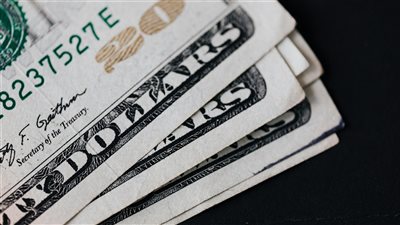 الدرهم الإماراتي مستقّر تمامًا أمام الدولار ليوم 6 سبتمبر 2025