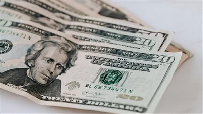 الجنيه المصري يواصل التحليق أمام الدولار في تعاملات البنك المركزي ليوم 20 سبتمبر 2025