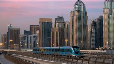 الإمارات تطلق مشروعاً استثمارياً ضخماً في البنية التحتية المستدامة لتعزيز الاستدامة وتقليل الاعتماد على النفط كركيزة رئيسية للنمو