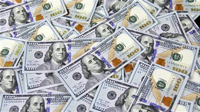 ارتفاع الجنيه المصري مقابل الدولار وسط ضغوط استثمارية في السوق المحلي ليوم 8 أكتوبر 2025