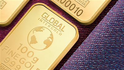 الذهب العالمي يكسر مستويات قياسية جديدة مع تزايد الطلب على الملاذات الآمنة وسعره في مصر ليوم 17 أكتوبر 2025