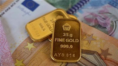 الذهب العالمي صوب مستويات قياسية على خلفية توقعات بخفض فائدة الفيدرالي ليوم 20 أكتوبر 2025