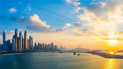 دراسات تكشف ارتفاع مخاطر أمراض القلب لدى الإماراتيين تحت سن الخمسين بسبب ضغوط العمل والعادات الغذائية