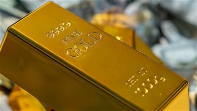 سعر الأونصة من الذهب يرتفع وسط تجدد مخاوف التضخم والعقوبات التجارية وسعره في مصر ليوم 29 أكتوبر 2025