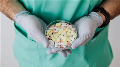 الإمارات تدشن مدرسة طبية بالتعاون مع جامعة أمريكية لتعزيز الكفاءات الصحية محلياً