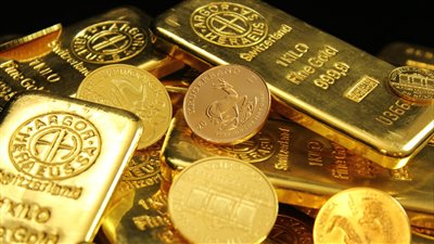 الذهب يلامس 4084 دولاراً للأوقية وسط تقلبات الأسواق العالمية وسعره في مصر ليوم 17 نوفمبر 2025