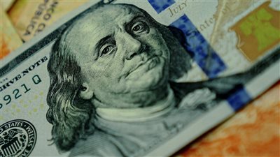 أسعار الجنيه المصري تسجّل استقرارًا أمام الدولار خلال تعاملات اليوم 19 نوفمبر 2025 بعد تقلبات طفيفة في السوق البنكي