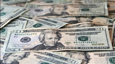 تذبذب طفيف في سعر الجنيه المصري بعد استقرار الدولار عند 47.38 جنيه في البنوك اليوم 22 نوفمبر 2025
