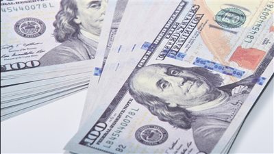 ثبات سعر الدرهم الإماراتي أمام الدولار في البنوك رغم تقلبات الأسواق ليوم 26 نوفمبر 2025