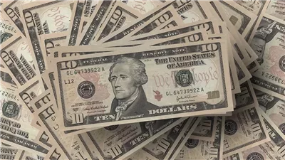 سعر الجنيه المصري يشهد استقرارًا مع انخفاض محدود أمام الدولار في البنوك ليوم 18 ديسمبر 2025