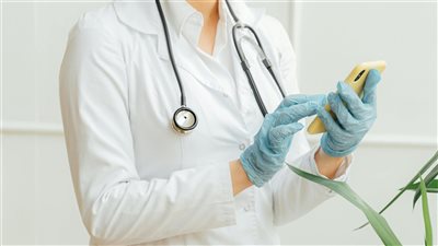تحذير طبي حديث من أطباء الأطفال بشأن تأثير الشاي والقهوة على تركيز الأطفال ونمو الجهاز العصبي