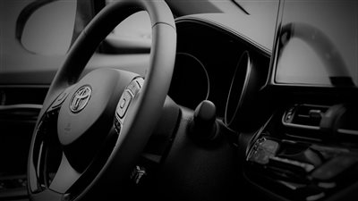 تقرير مراجعة أولية يبرز قوة وكفاءة تويوتا RAV4 2026 الهجينة مع تحسينات في الأداء