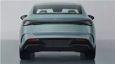 تجربة قيادة حديثة لسيارة BYD Seal 2025 تبرز كفاءة البطارية وتسارعها الكهربائي
