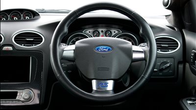 مراجعة عميقة لــ 2026 Ford Territory Hybrid تُبرز راحة القيادة والتحسينات التقنية في الهيكل الداخلي