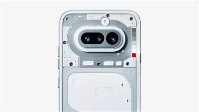 مراجعات أولية تشيد بهاتف Nothing Phone 4a الجديد مع تصميم لافت وكاميرات محسنة وسعر منافس في الفئة المتوسطة