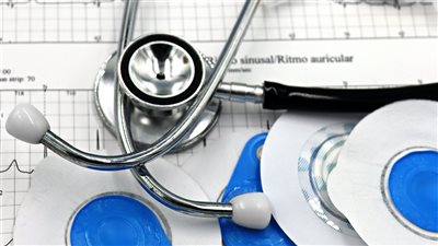 دراسة طبية حديثة تحذر من ارتفاع معدلات أمراض القلب بين الشباب عالميًا وتدعو إلى تغيير أنماط الحياة والنظام الغذائي