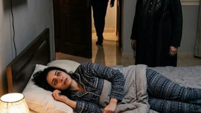 زوج استأجر ممرضه لمراته 